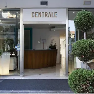 hotel-centrale-lido-di-jesolo.hotelslidodijesolo.com/